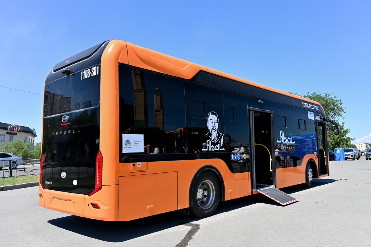 Поставка электробусов Daewoo Bus Kazakhstan в Семей